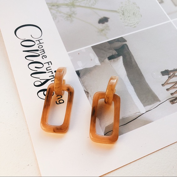 Resin Chic Marble and Coffee Square Drop Earrings - Picture 6 of 8